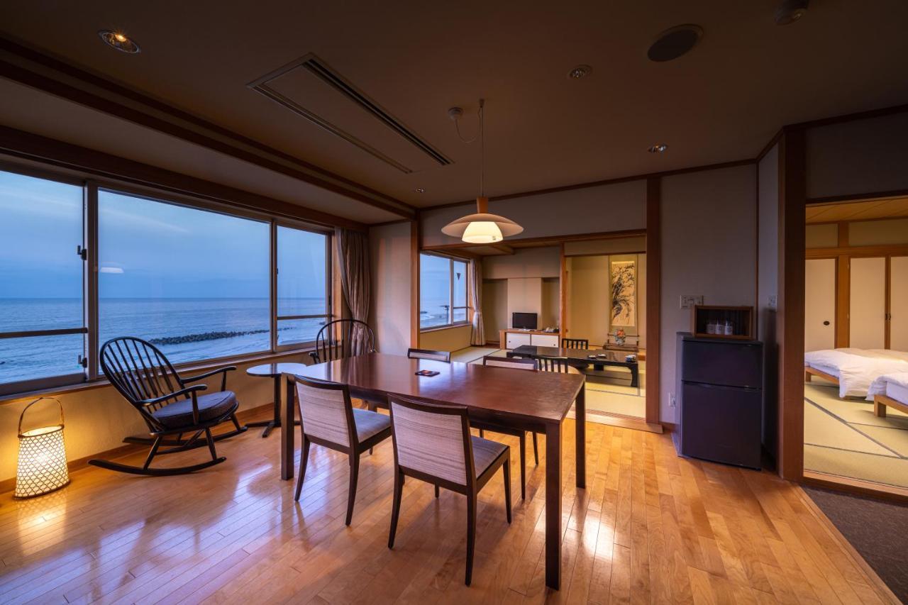 Ikkyu -Seaside Hotel- Curuoka Kültér fotó